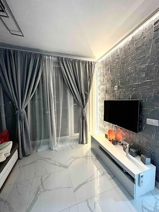 Ghome Luxury Apartment 소피아 0*,